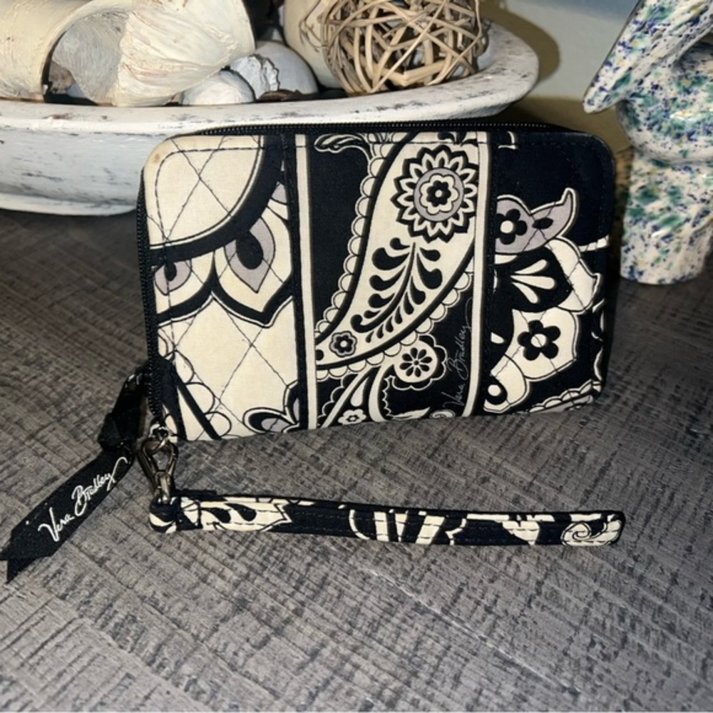 Vera Bradley Clutch Wallet Small Purse Zippered Baroque Black & White